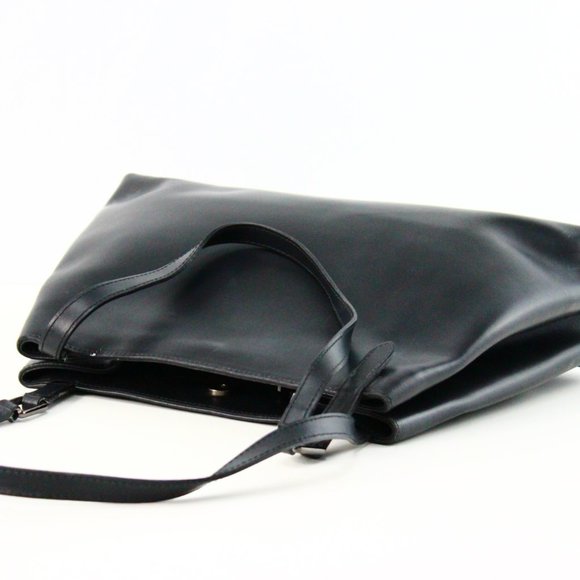 Vintage Furla Black Leather bag (Italy) - Picture 3 of 5